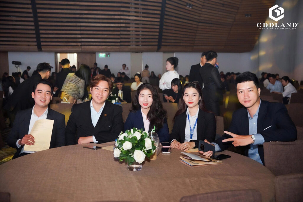 Lễ ra mắt tháp Gió Đông dự án The Gió Riverside