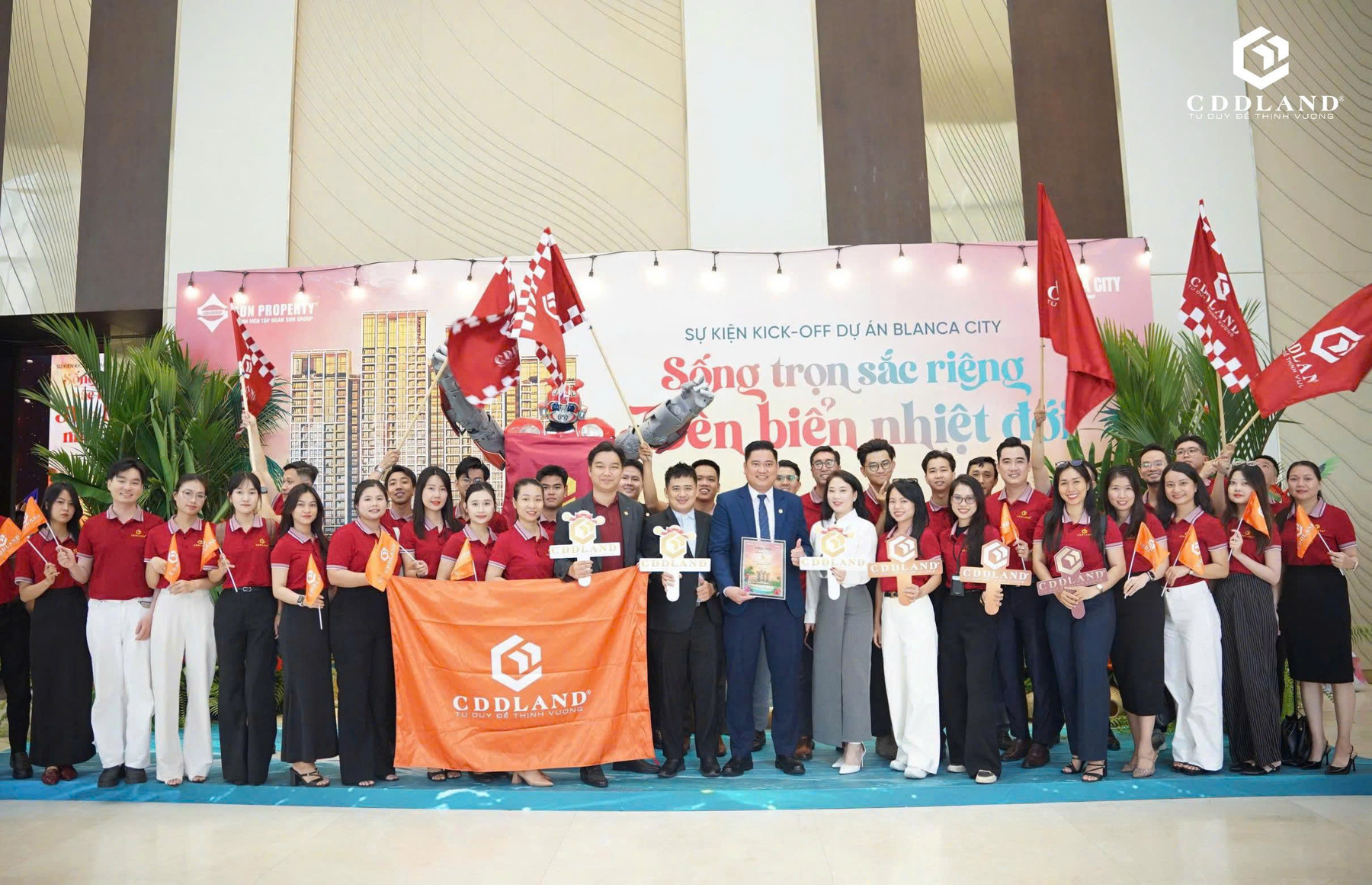Kick-off Blanca City: Châu Đại Dương đồng hành cùng Sun Property ra mắt Beachtro Tower