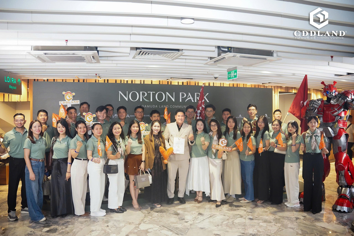 Châu Đại Dương tại buổi kick-off dự án Norton Park